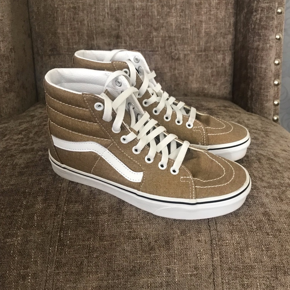 Vans High Top Sneakers Women’s 8 Bronze Age